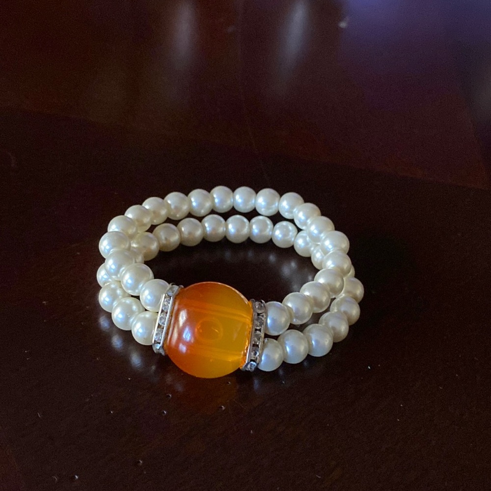 Bracelet costume jewelry